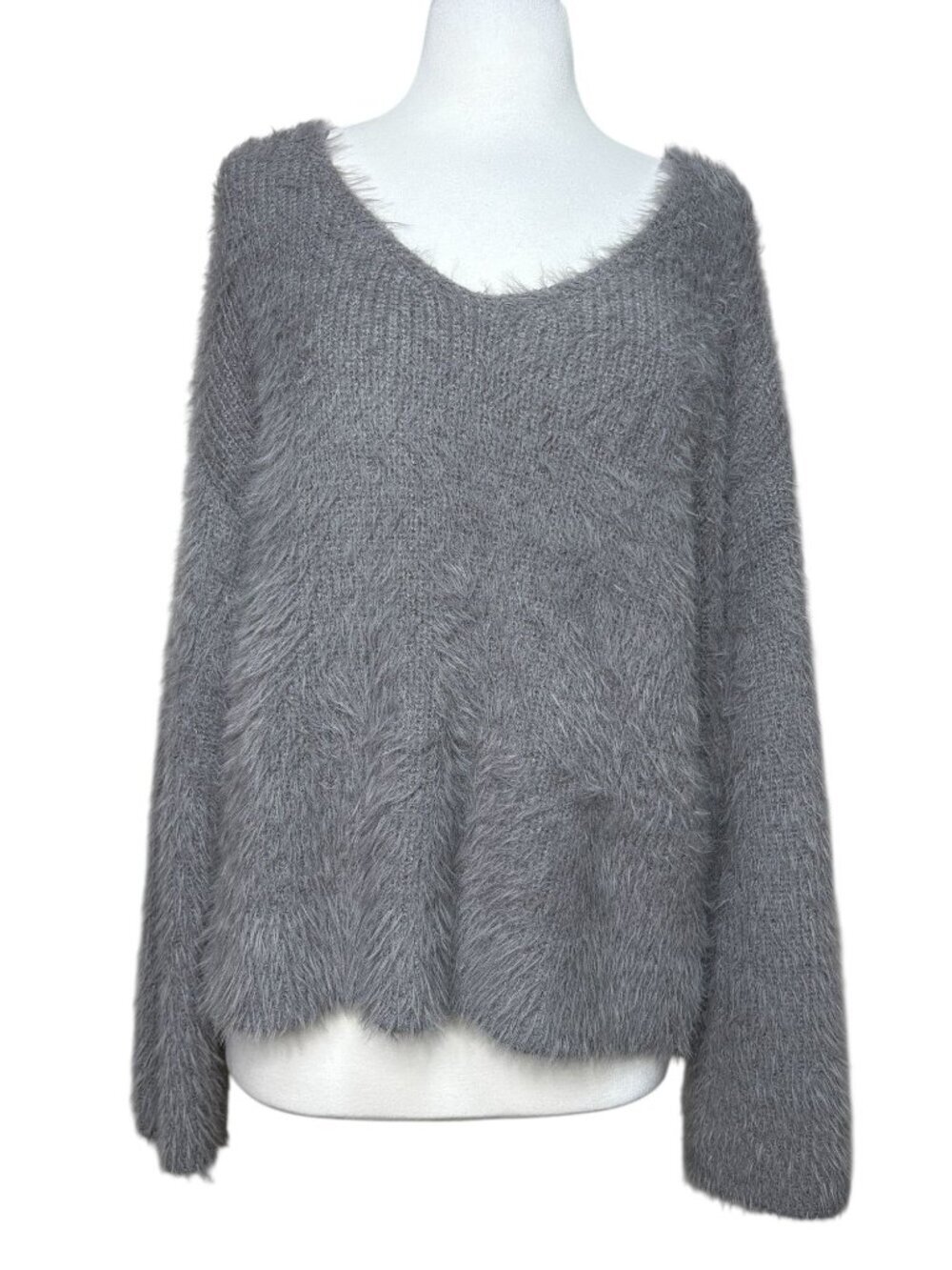 Arizona Shaggy Gray V-neck Oversized SweaterJuniors Size Small